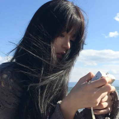 笼中女